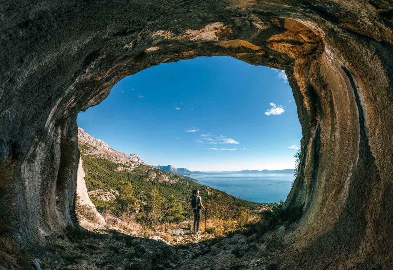 Best Walking Trails in Dalmatia: A Guide to Croatia’s Stunning Paths [2025]