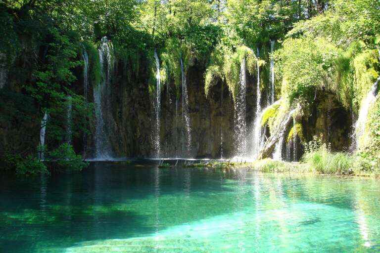 Unveiling the 8 Secrets of Plitvice Lakes: Croatia’s Crystalline Wonderland